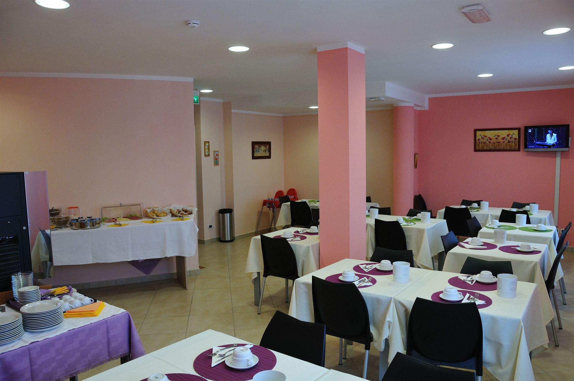 Hotel Le Dune Lido Adriano Buitenkant foto
