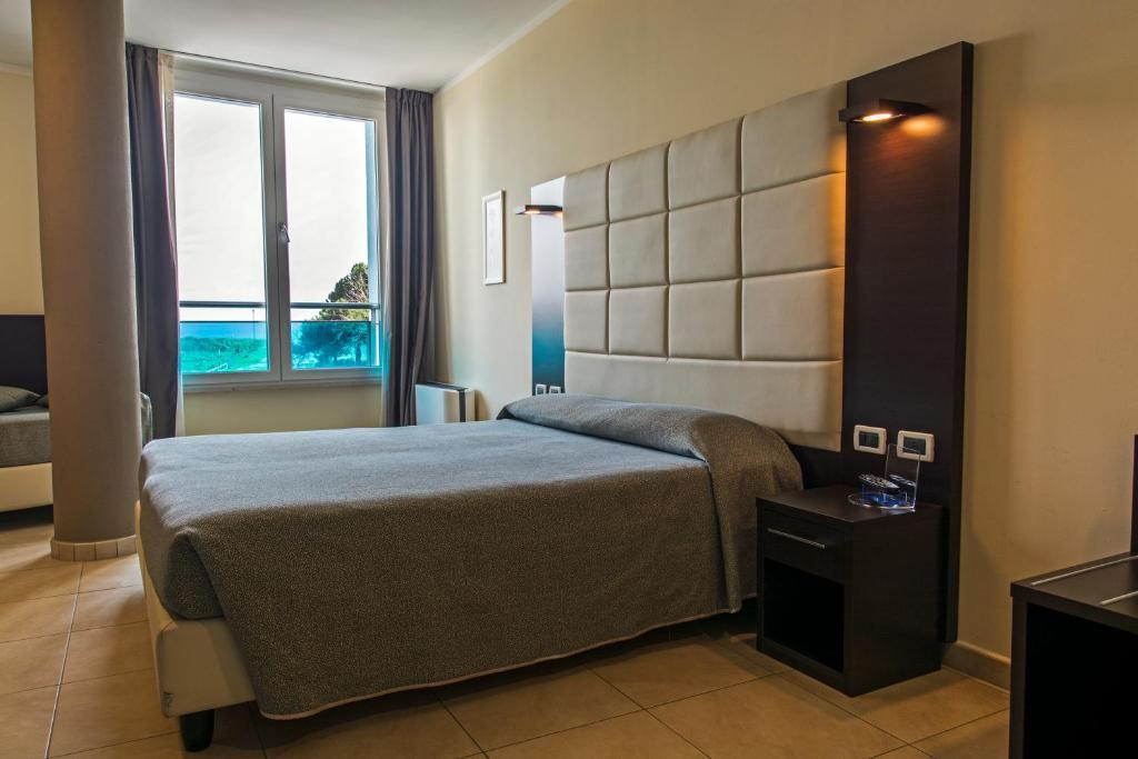 Hotel Le Dune Lido Adriano Buitenkant foto